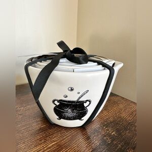 Rae Dunn Halloween 👻 measuring cups